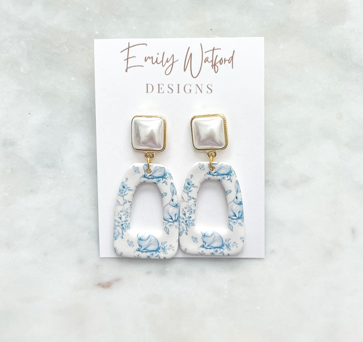 Blue Bunny Pearl Dsngle
