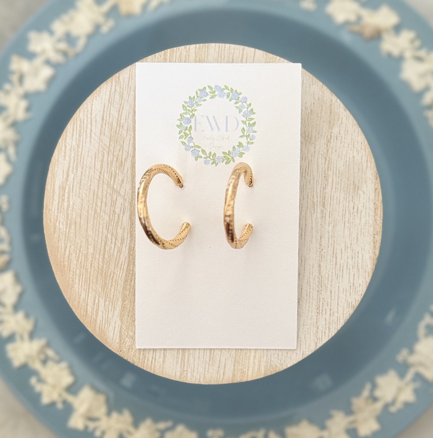 Oval Hoops