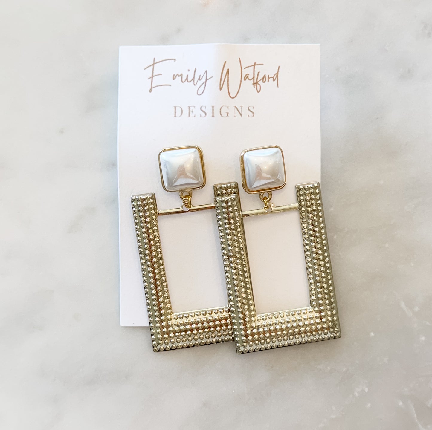Pearl rectangle dangle