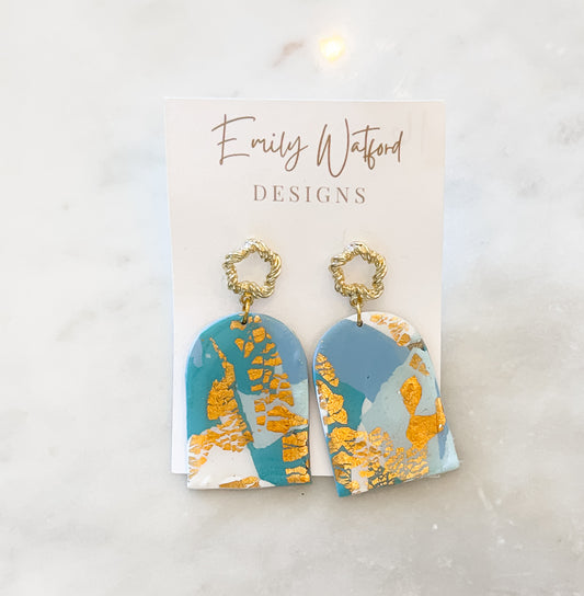 Blue mix arch dangle