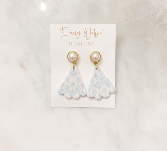 Grandmillenial scallop pearl