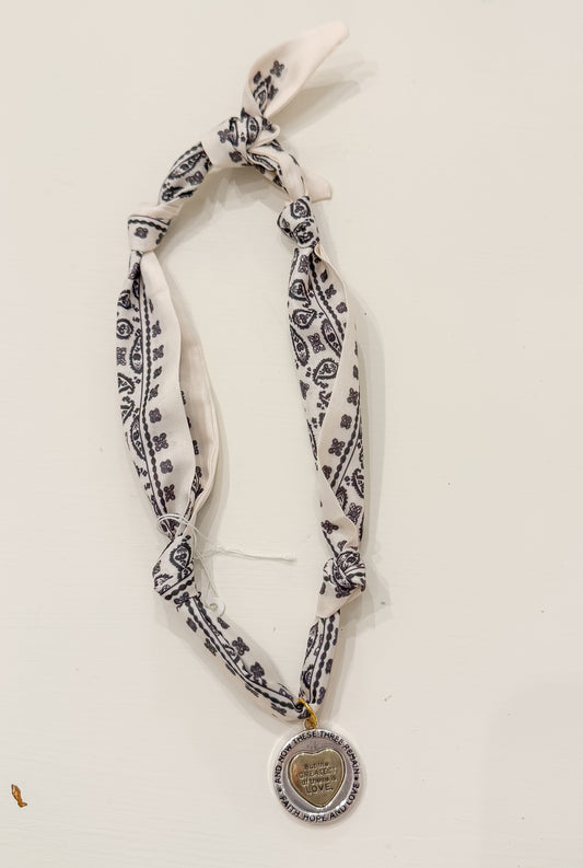 Blue and white pattern scarf necklace