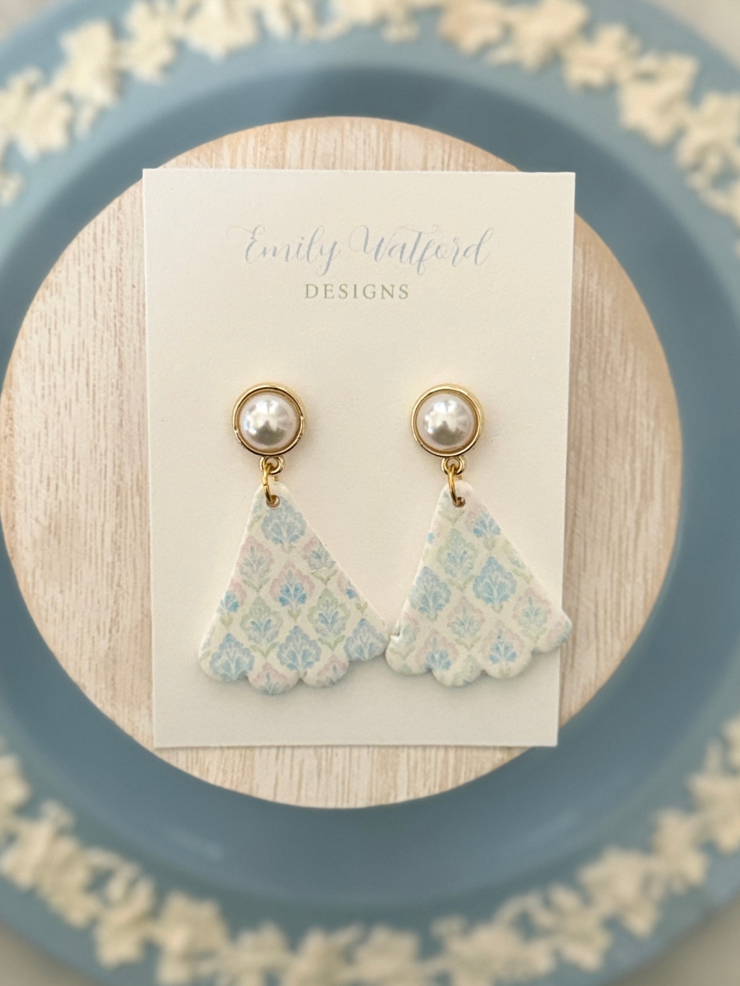 Grandmillenial Scallop Dangle