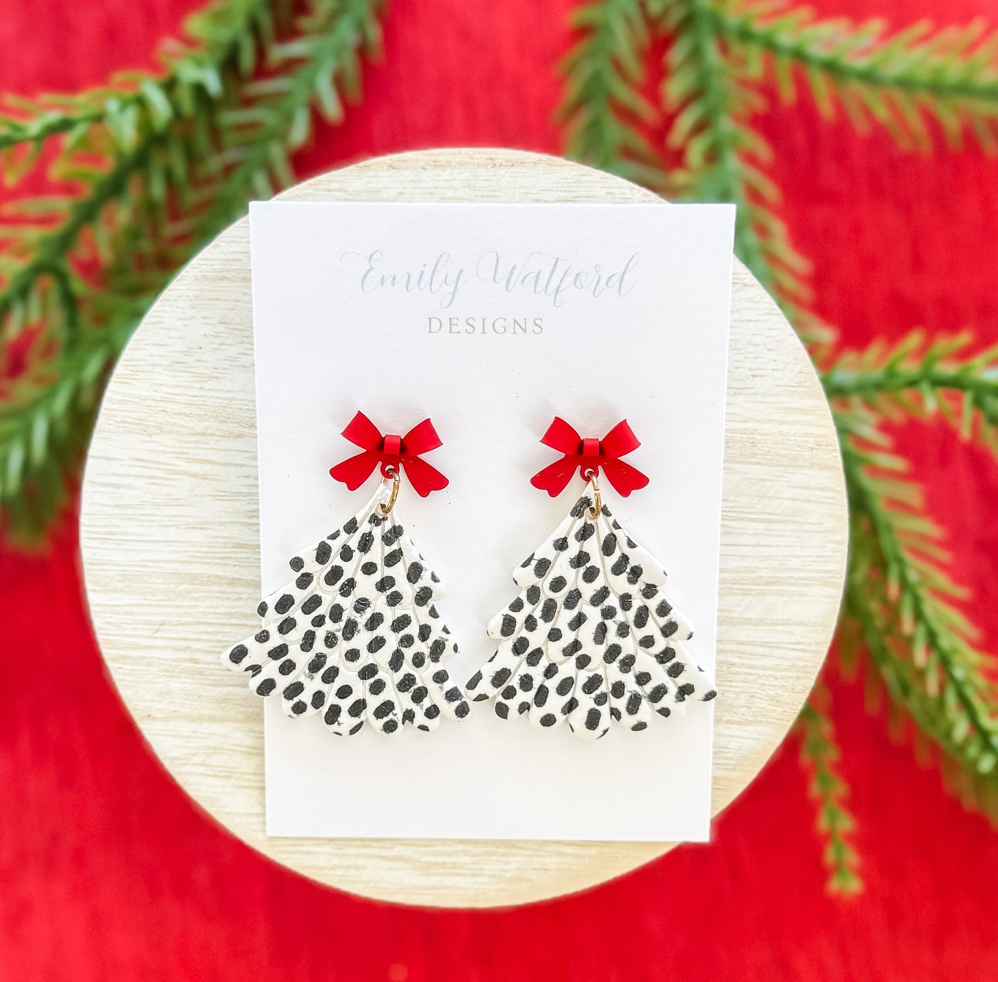 Black and White Dot Tree