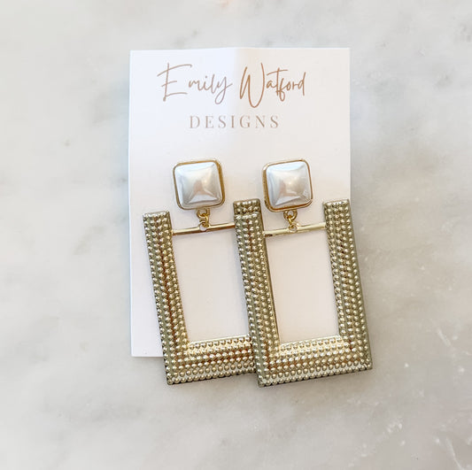 Pearl rectangle dangle