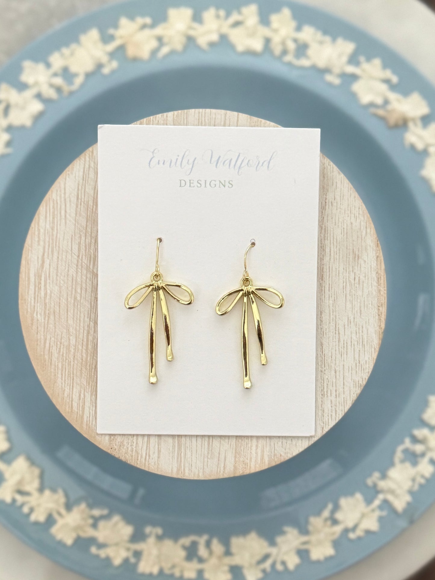 Small Bow Hook Dangle