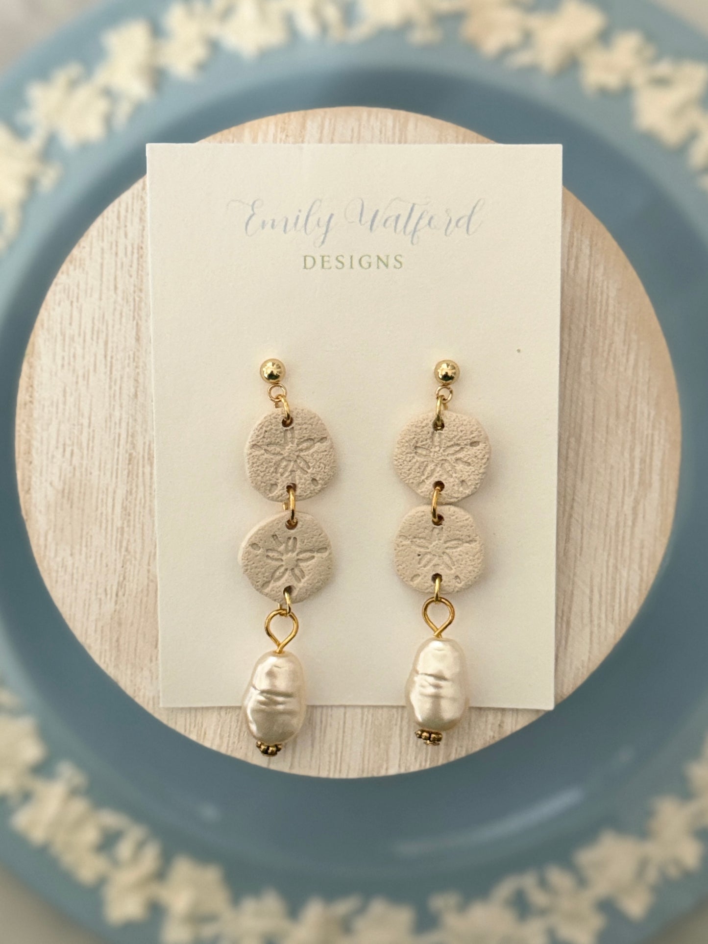 Sand Dollar Pearl Dangle