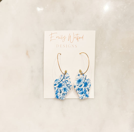 Blue and white ginger jar hoop