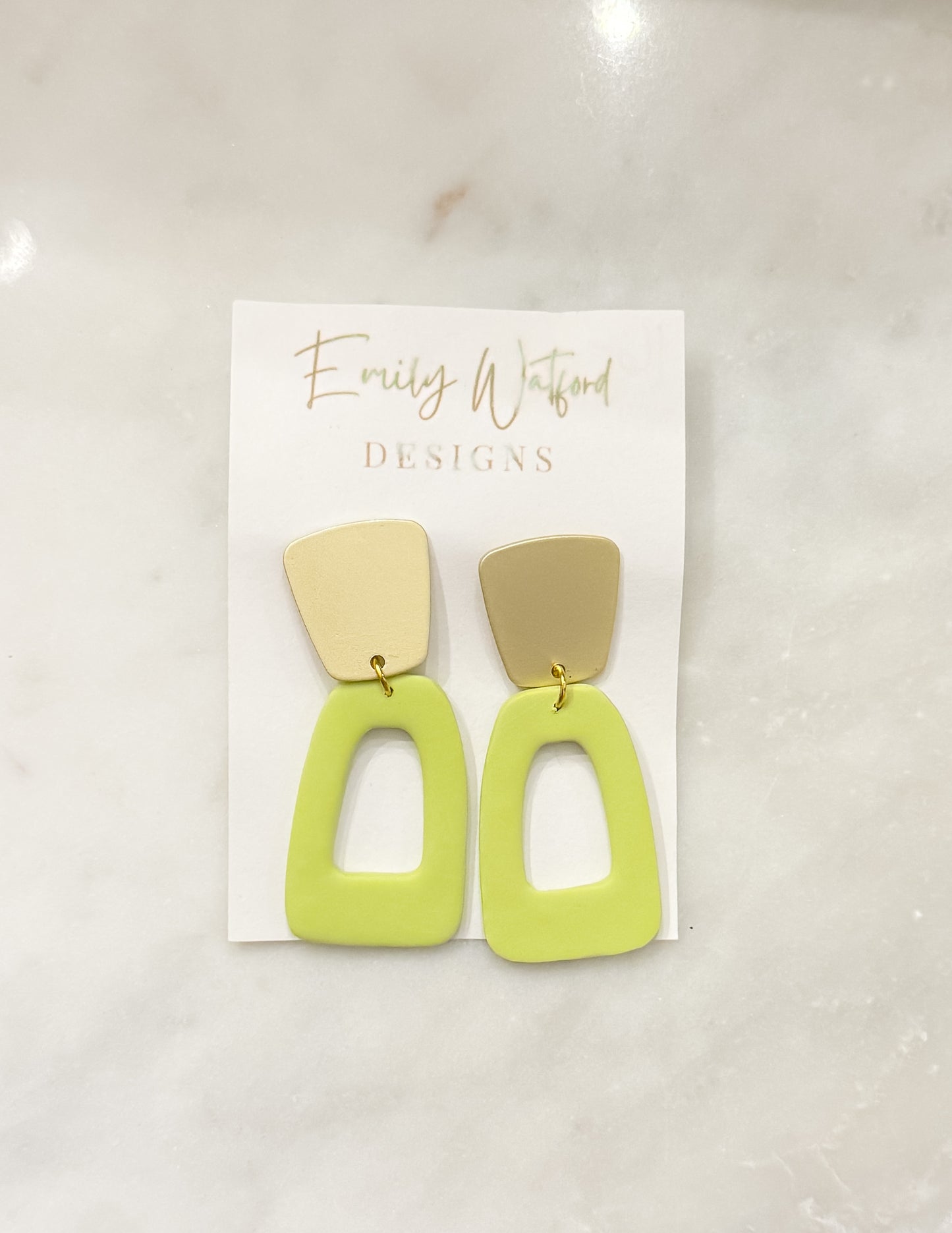 Lime green donut arch