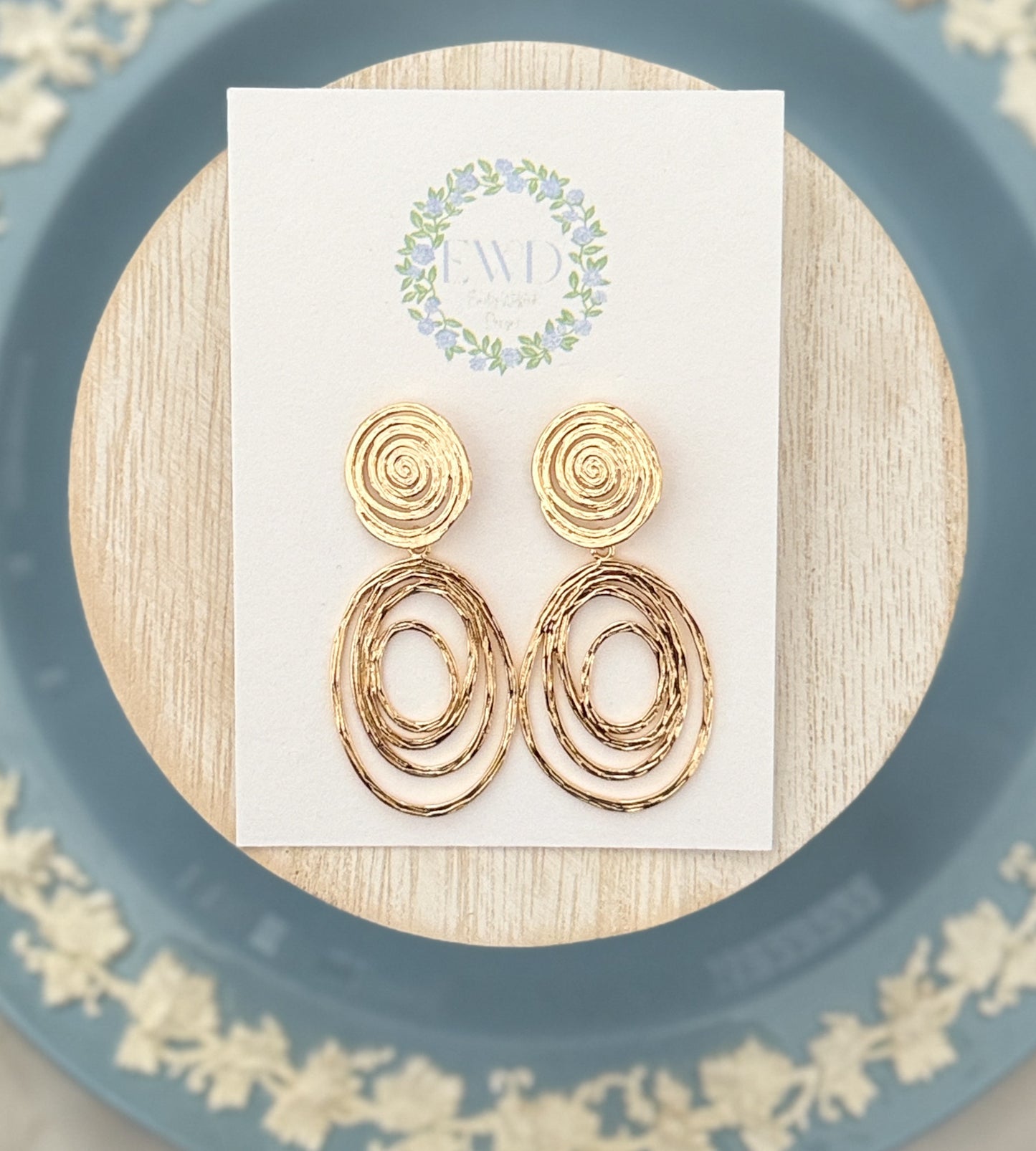 Gold Oval Swirl Dangle